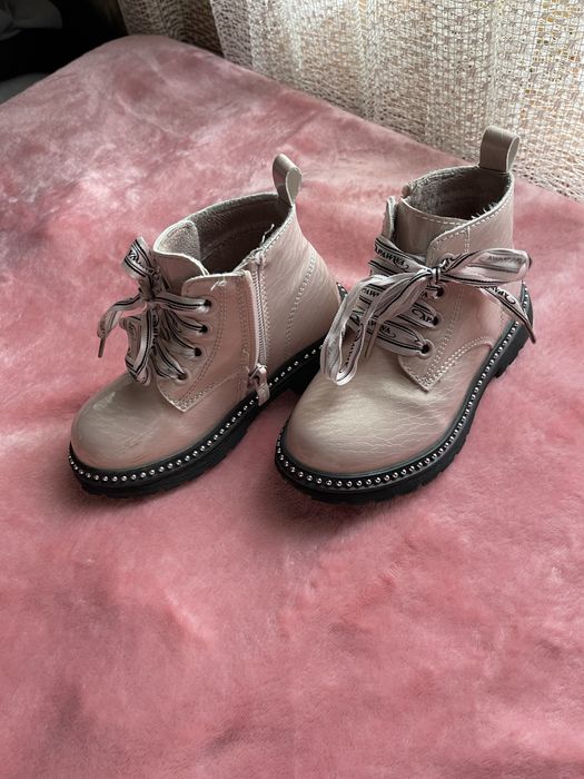 Черевики  дитячі. Осінь весна