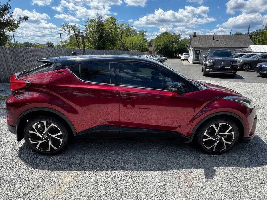 Toyota C-HR Limited      2019