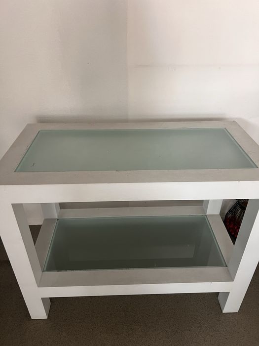 mesa com tampo de vidro