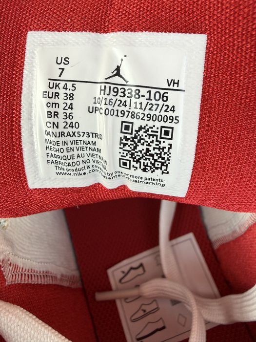 Жіночі кросівки Nike Air Jordan 1 Low Оригінал (38, 40 розміри) HJ9338-106