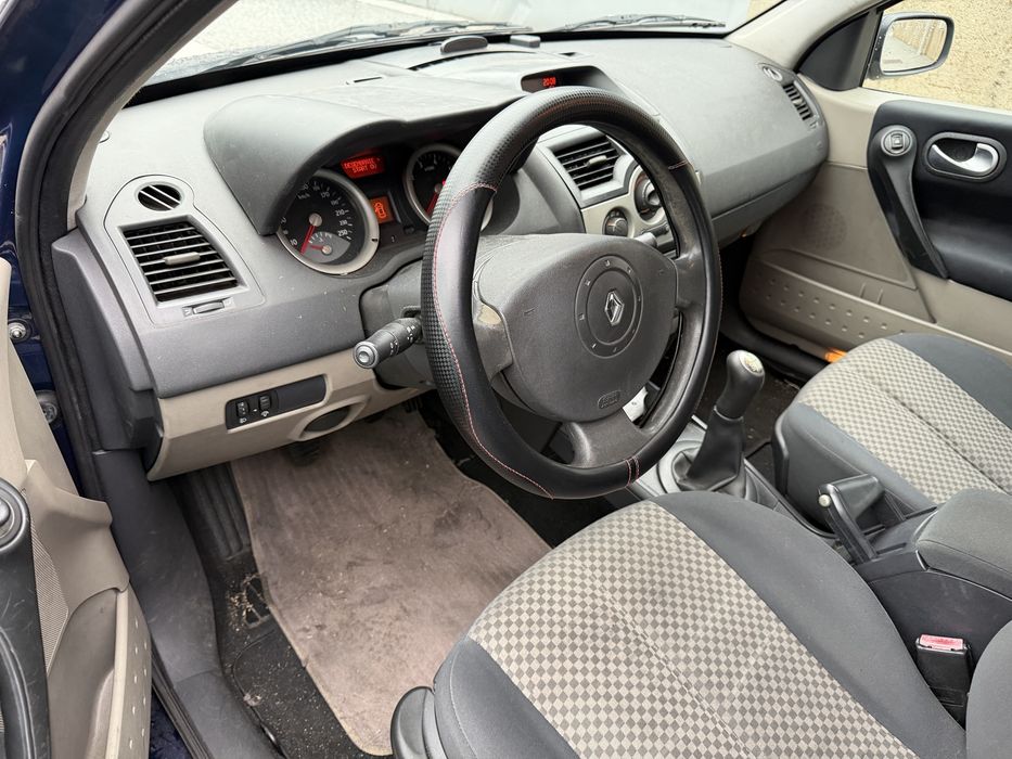 Renault Mégane II - Viatura completa e económica