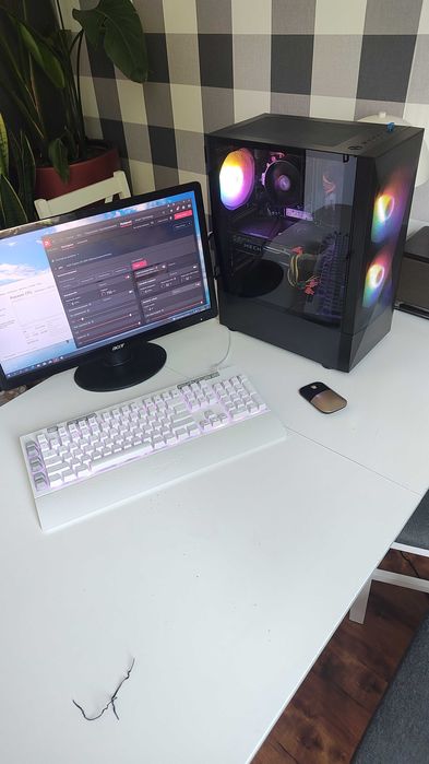 Gaming komputer do Gier CS2 Minecraft Roblox Fortnite Apex CoD Rx6600