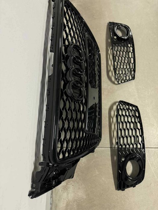 Grill,atrapa PLASTER MIODU Audi A4 B8 przedlift