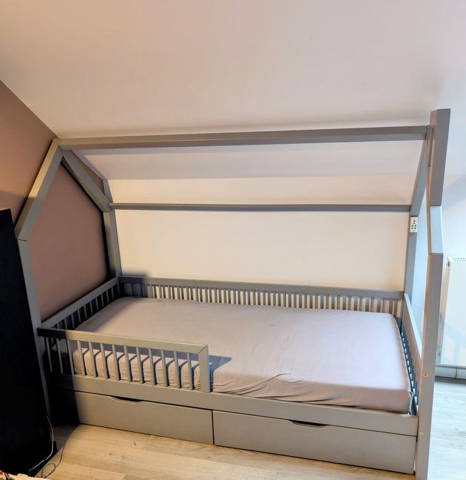 Łózko domek z materacem 180x80