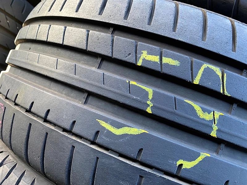 225/40/18 Goodyear F1 Super Sport_7mm_4szt_(59)