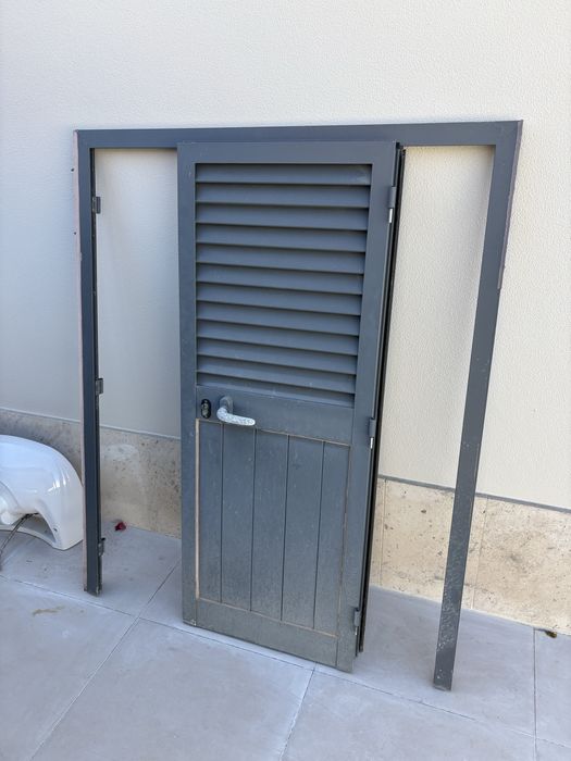 Porta de aluminio de exterior