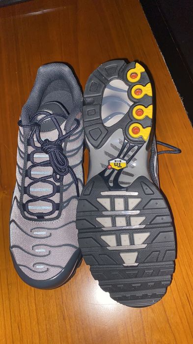 Nike air Max Plus TN Cordura cinza/preto