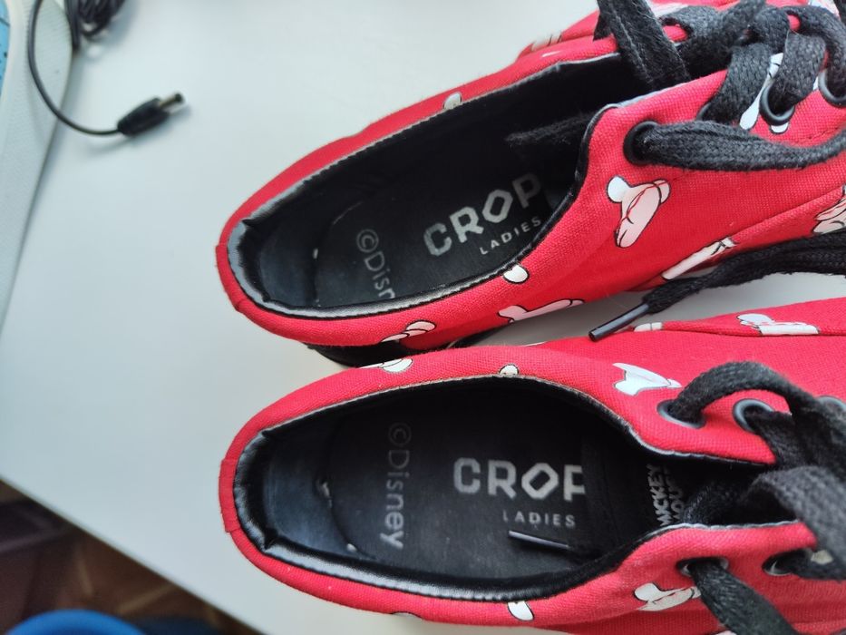 Продам кеди,мокасини 25.5см