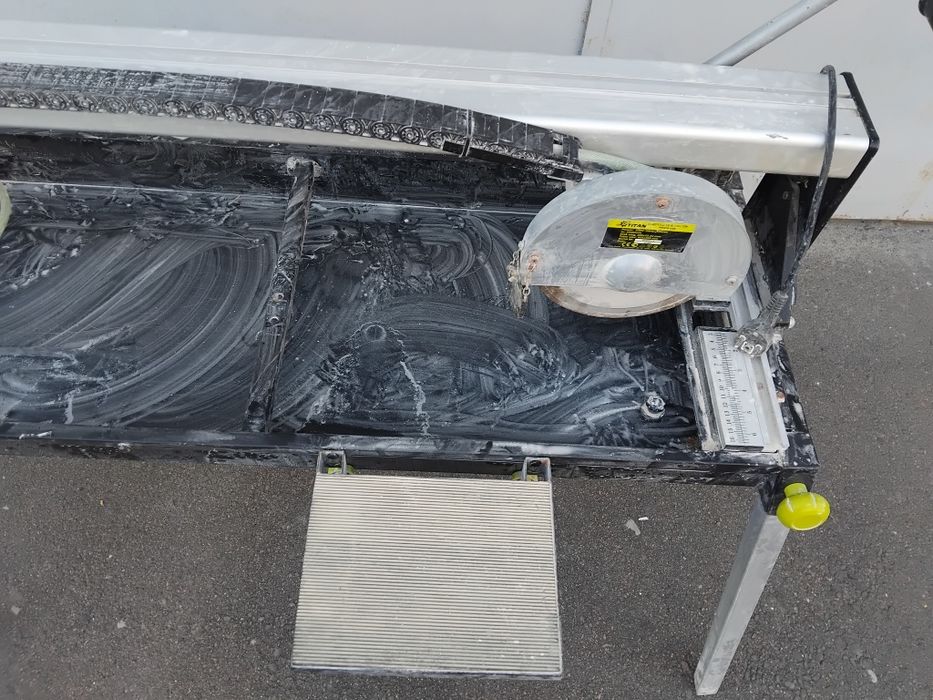 Електричний плиткоріз Titan PP200-920