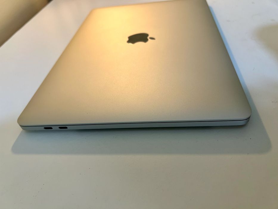 MacBook Pro 13" 2018 - 1 TB SSD - 16 GB RAM