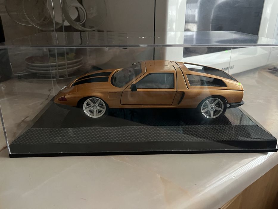 Модель Mercedes-Benz C111 1:18