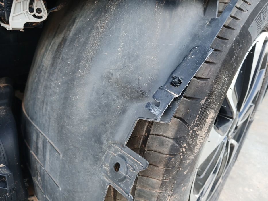 Cava roda frente esquerda KIA Ceed (CD)