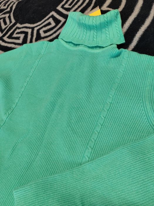 Продам светр розмір 56