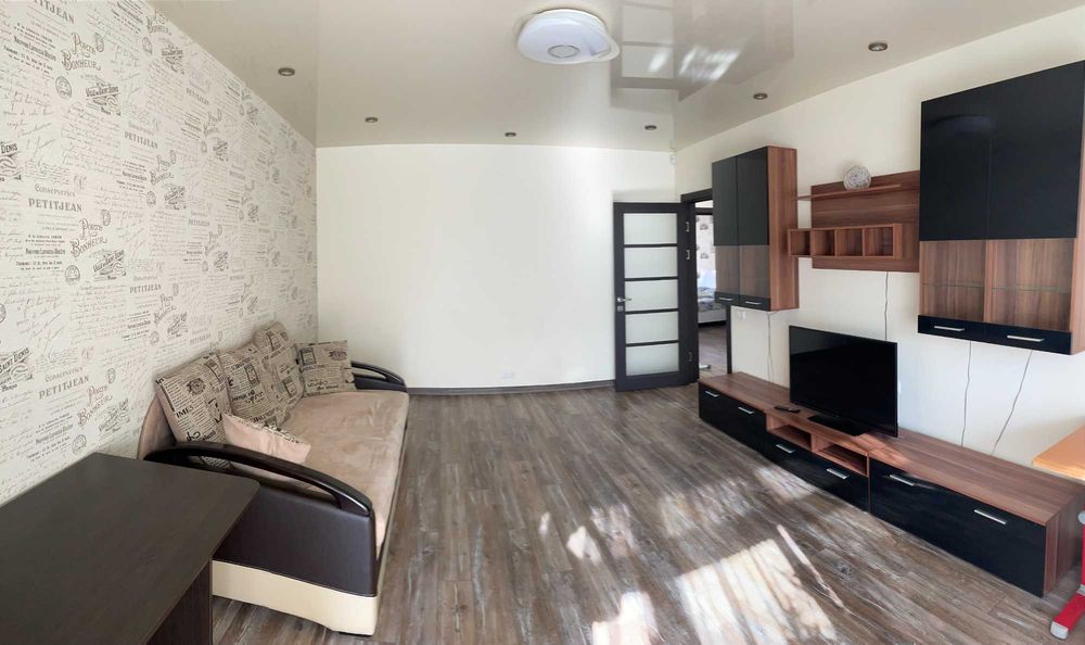 Посуточно 3К Печерск, Леси Украинки.