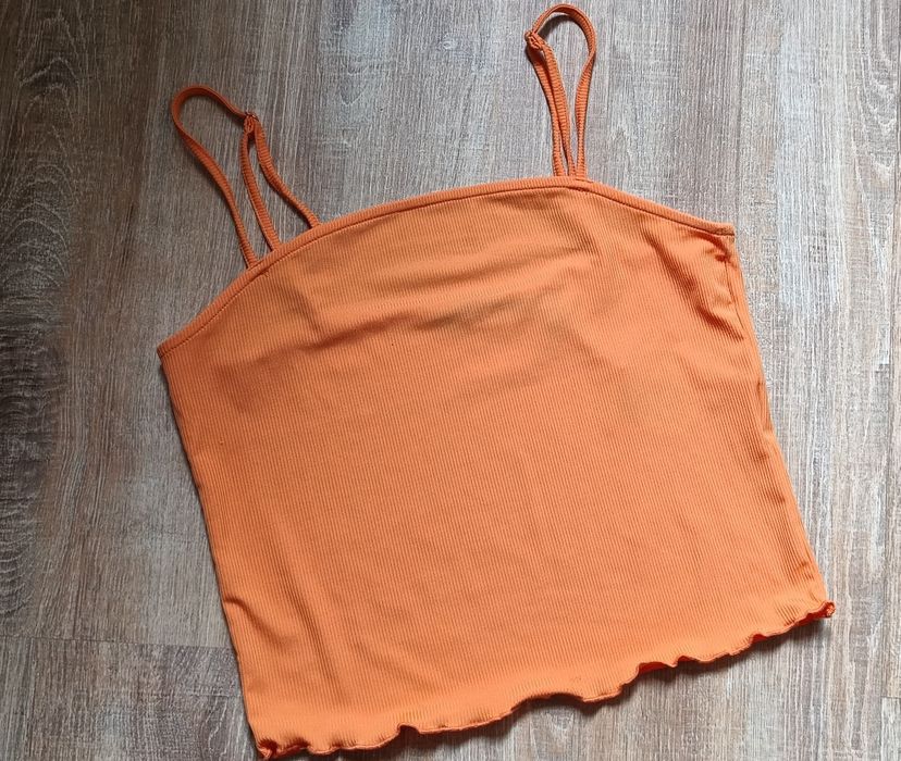 Топ гарного кольору