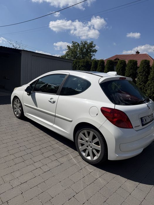 Peugeot 207 1.6