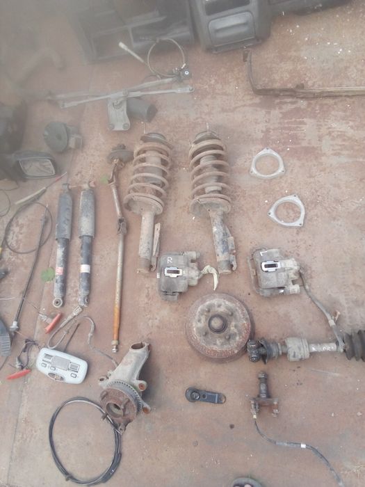 стекло  форточка глухое форд Орион фиеста Курьер эскорт 1998 год