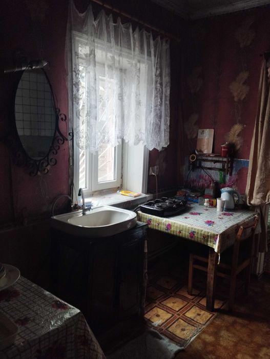 Продається будинок у смт.Сахновщина-5 хвилин до центру!