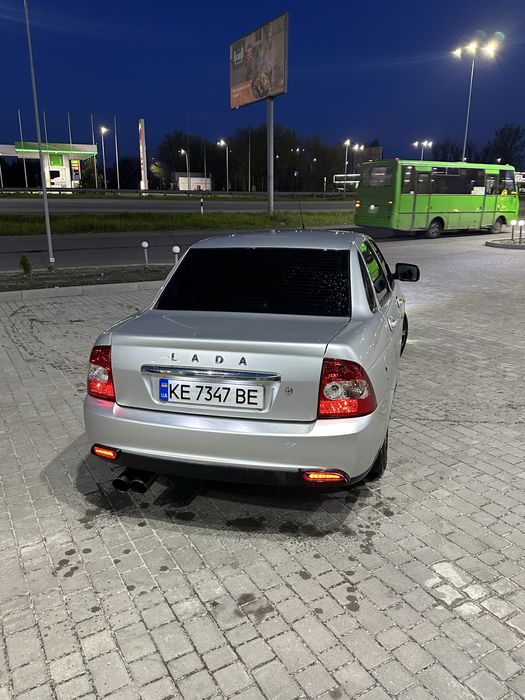 Продам приору 2012 год