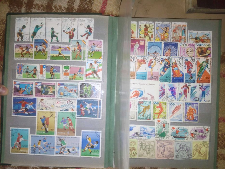 Марки гашені та сучасні блоками