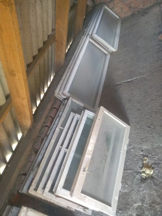 Вікна дерев'яні бу в хорошому стані