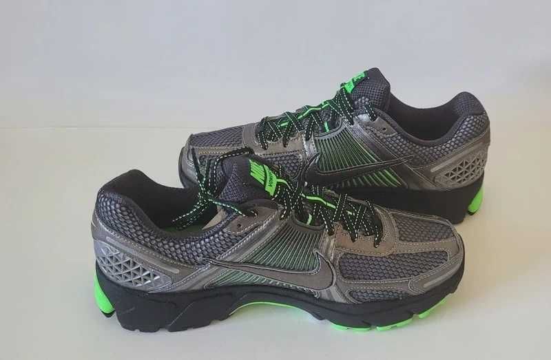 Nike Zoom Vomero 5 SE Metallic Pewter Tamanho 43 Novas