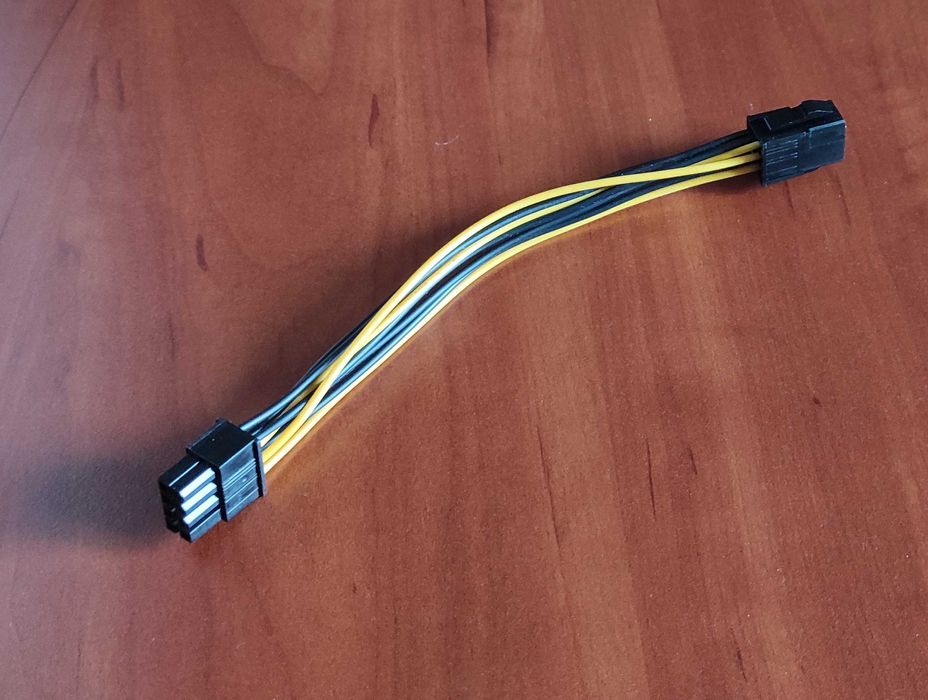 переходник с 6Pin на 8Pin (PCI-E GPU) для дополнит. питания видеокарты