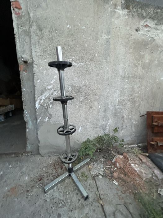 Stojak na kola samochodowe