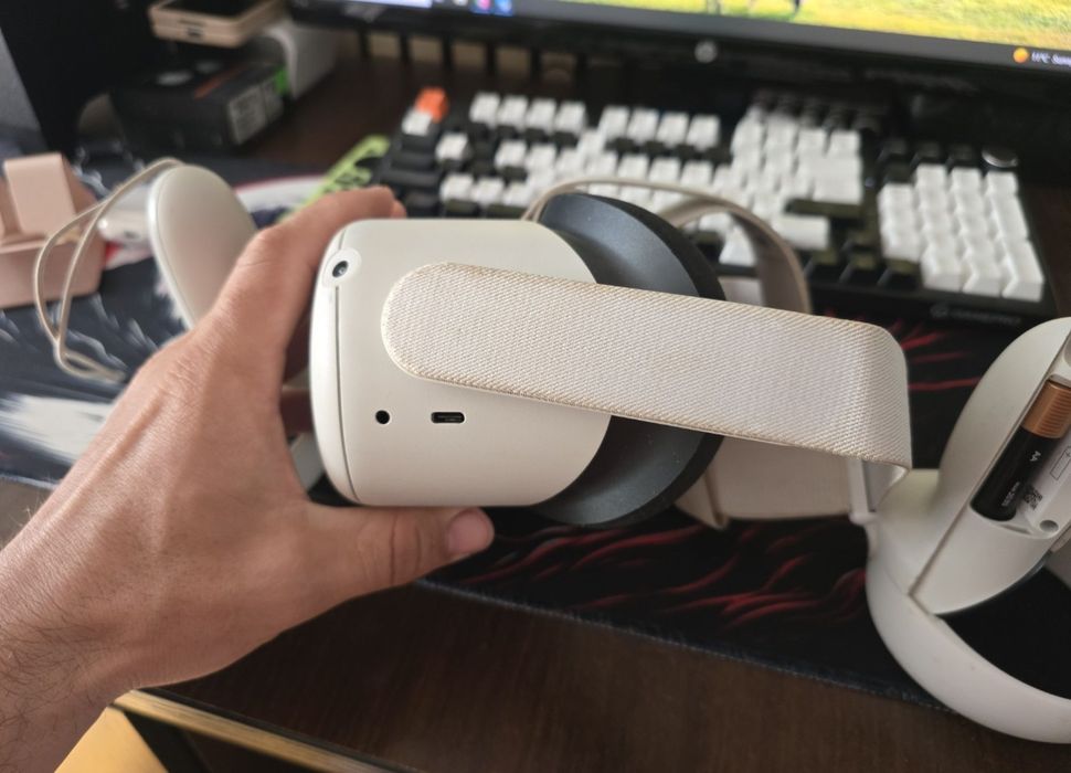 Окуляри віртуальної реальності Meta Oculus Quest 2 64 Gb