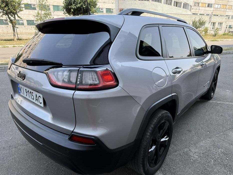 Jeep cheroki черокі 2020