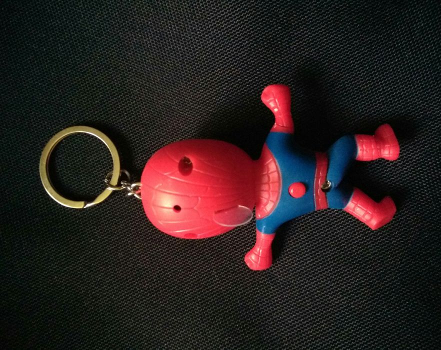 Спайдермен ( Человек паук говорит анг. "Я тебя люблю") Марвел