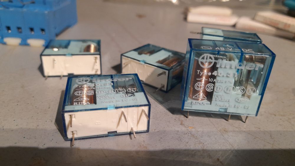 Mini Finder Relays + Bases64739693144066123