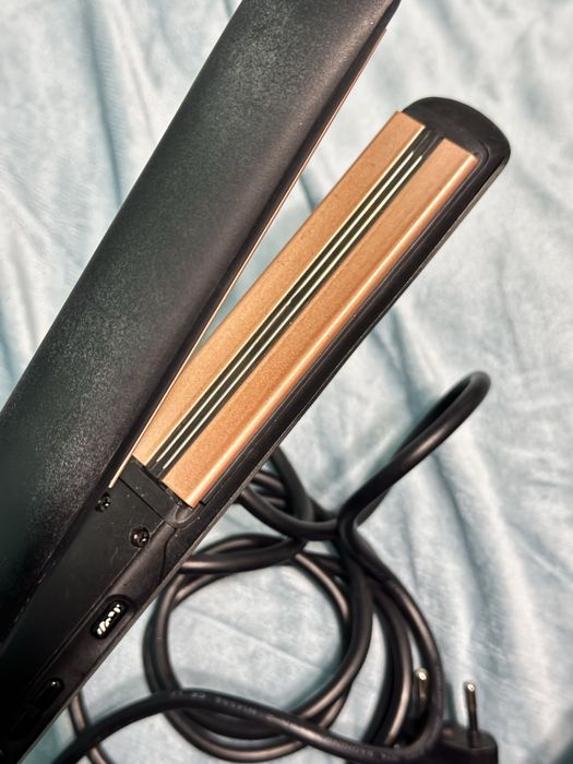 Випрямляч для волосся Remington S8590