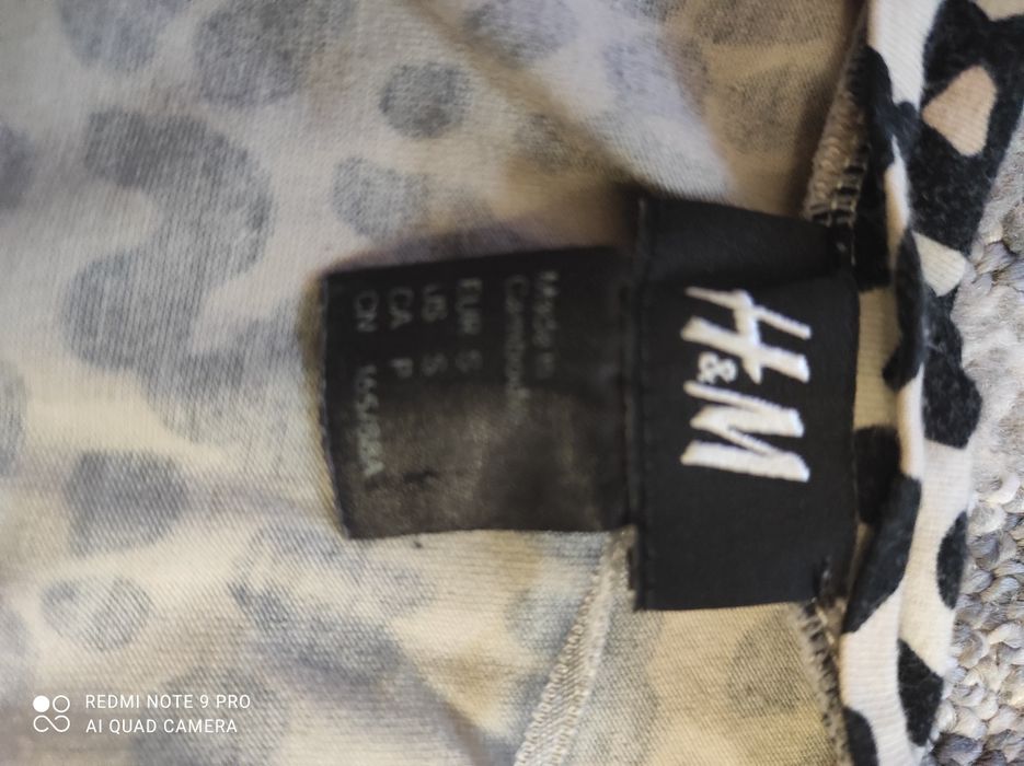 Bluzka t-shirt w cętki