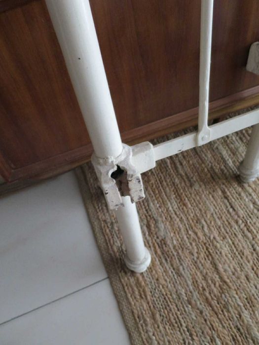 Cama antiga em ferro