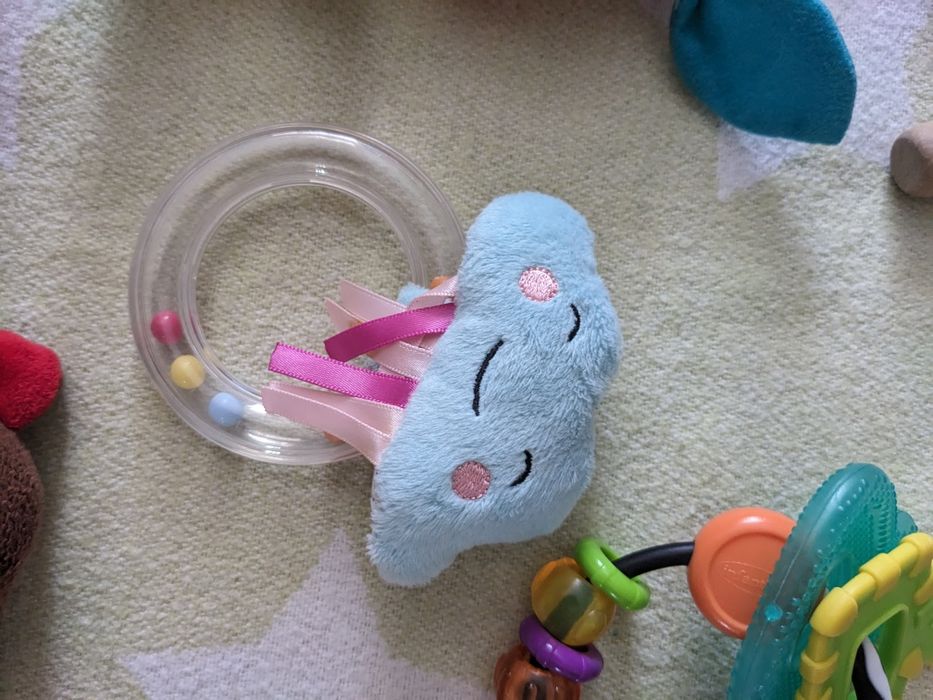 Бряскальця, погремушки, гризунки