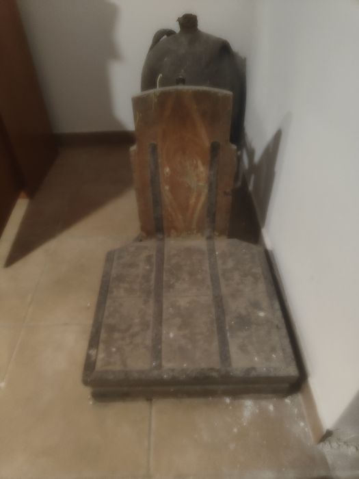 balança antiga v