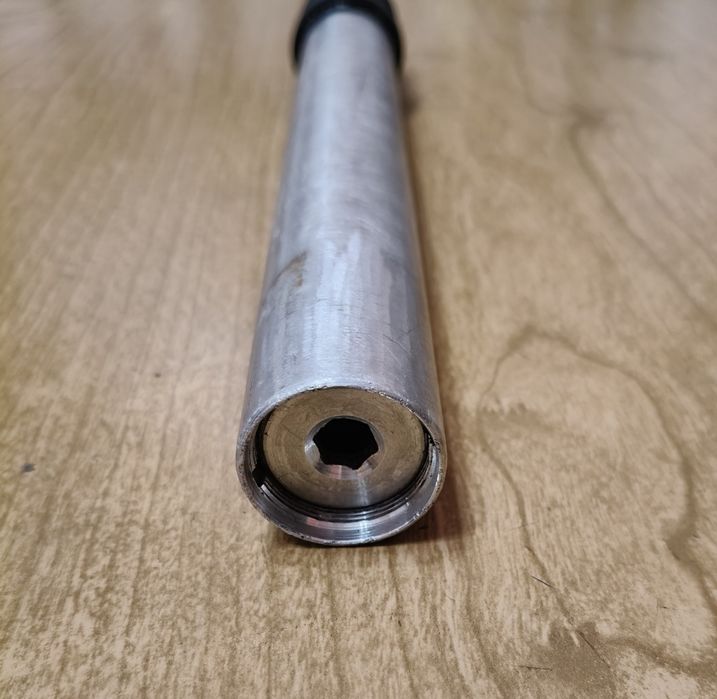 sztyca rurka wspornik siodła roweru bez jarzma chyba amortyzowana ??