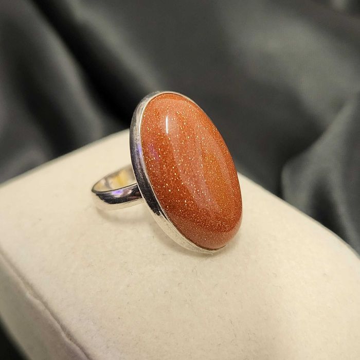 srebrny pierścionek próby 925