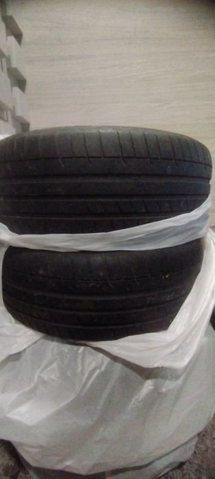 Продам резину на R16 215/60.Весь комплект 2400