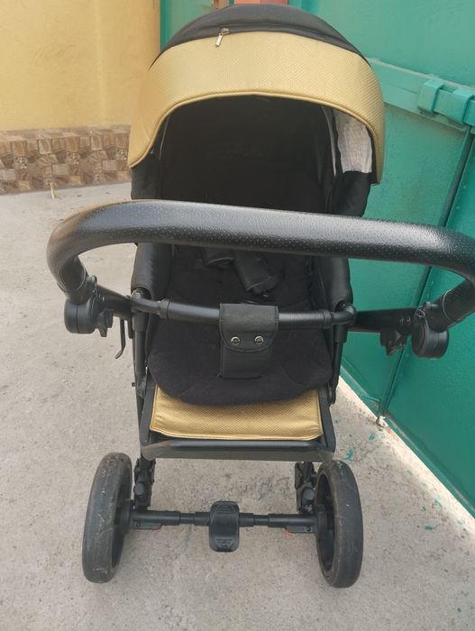 Продам дитячу коляску 2в1 Adamex.