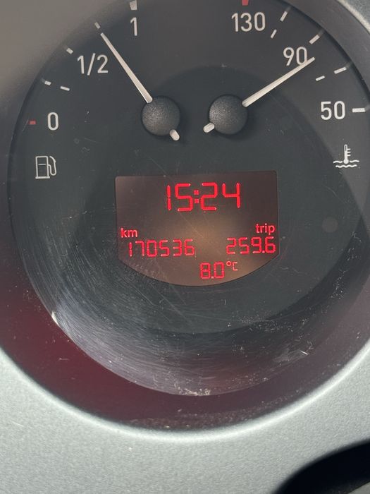 ПРОДАМ АВТО 2005 року.