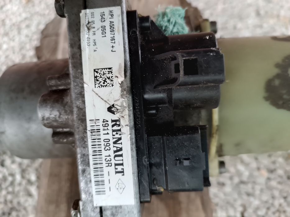 Насос ЭГУР. Лагуна 2012 год.