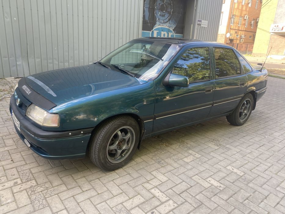 Продам Opel 1.8 газ-бенз