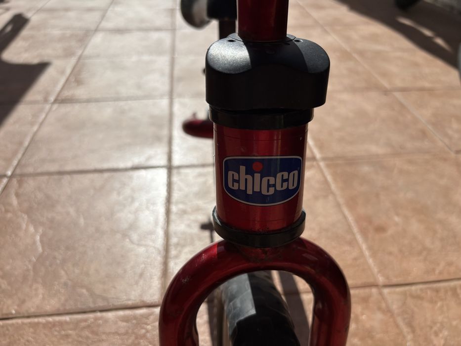 Bicicleta sem pedais Chicco (2 aos 5 anos)
