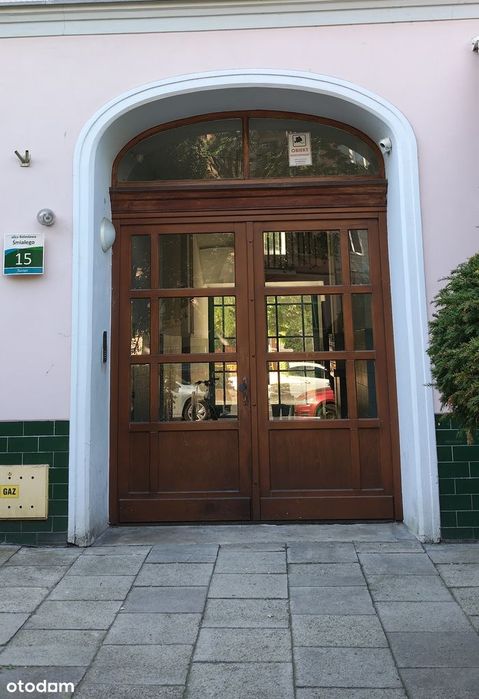 Przestronne mieszkanie w Śródmieściu z 2 balkonami