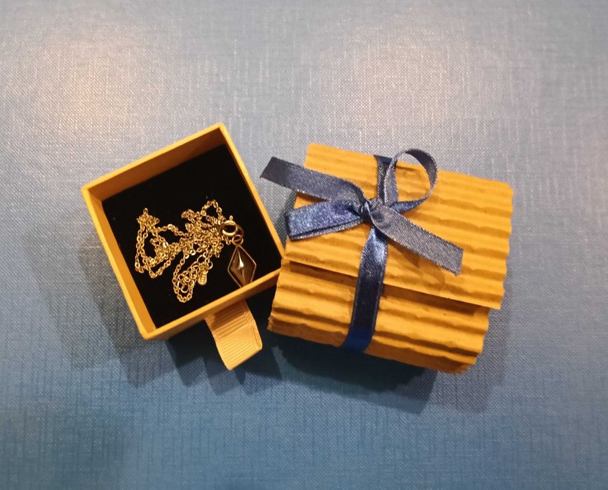 Srebro i Hematyt piękny wisiorek i łańcuszek naszyjnik