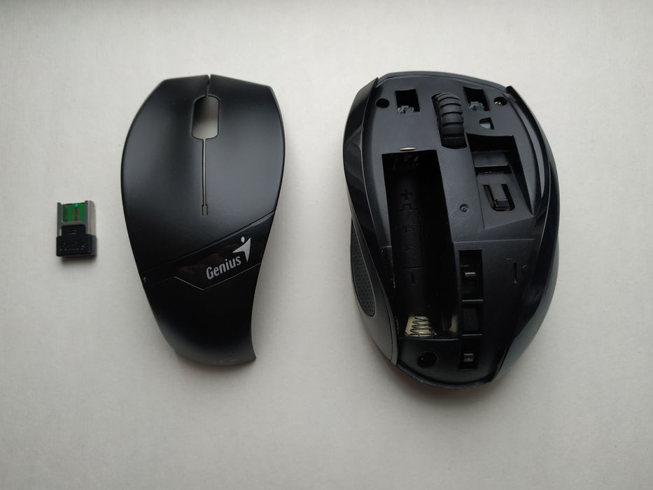 Беспроводная мышка Genius.