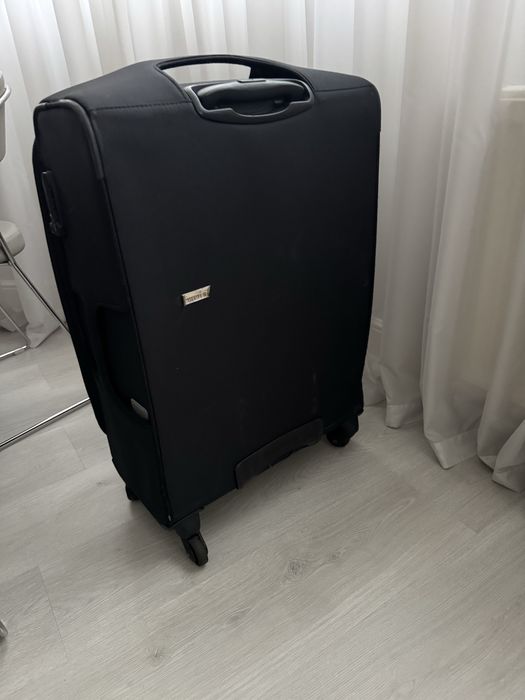 Samsonite чемодан, розмір М