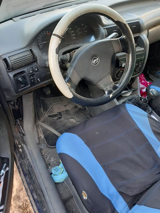 Opel astra f 1.4